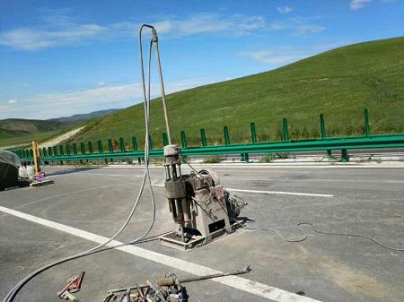 万山公路地基基础注浆加固